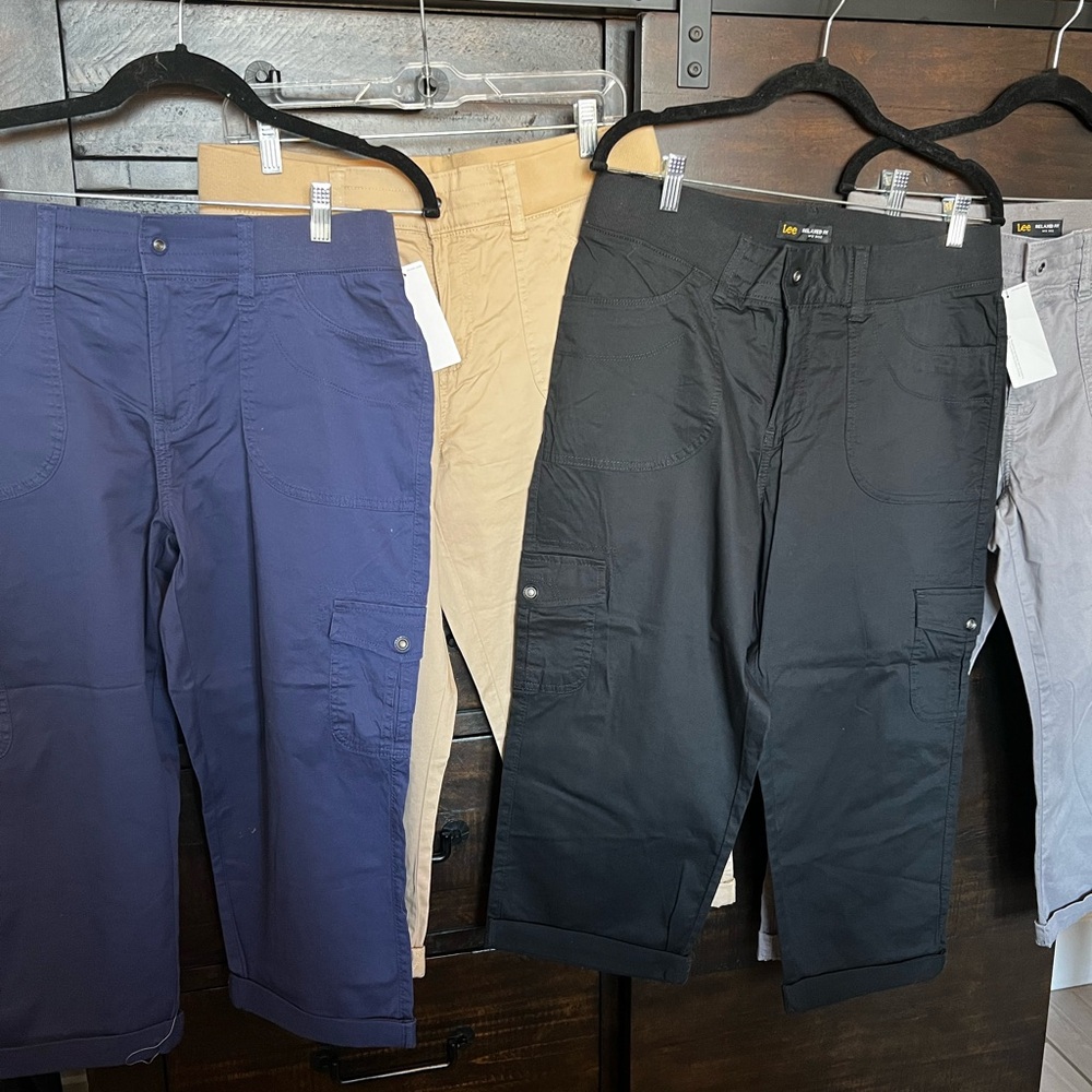 Four 4 Pairs Lee Relaxed Fit Cargo Capris Pants- Navy, Khaki, Black Grey 12